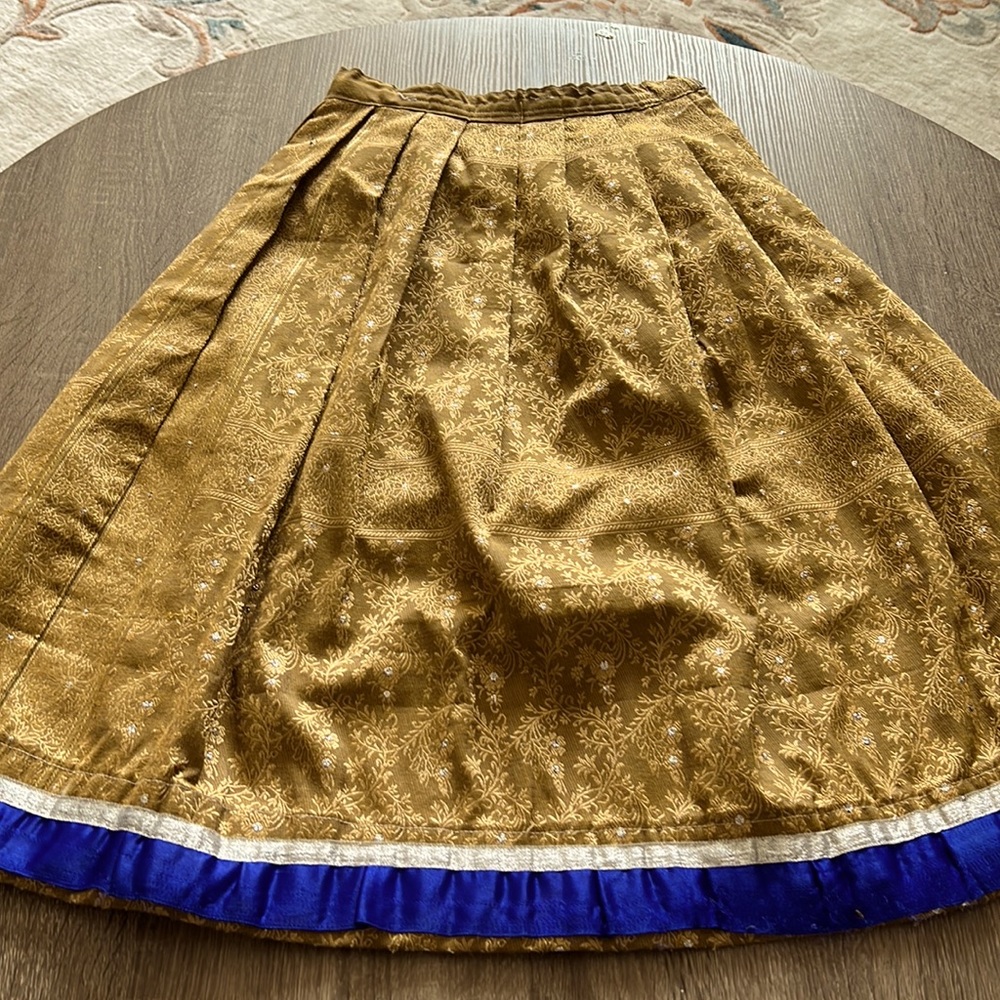 Long Skirt